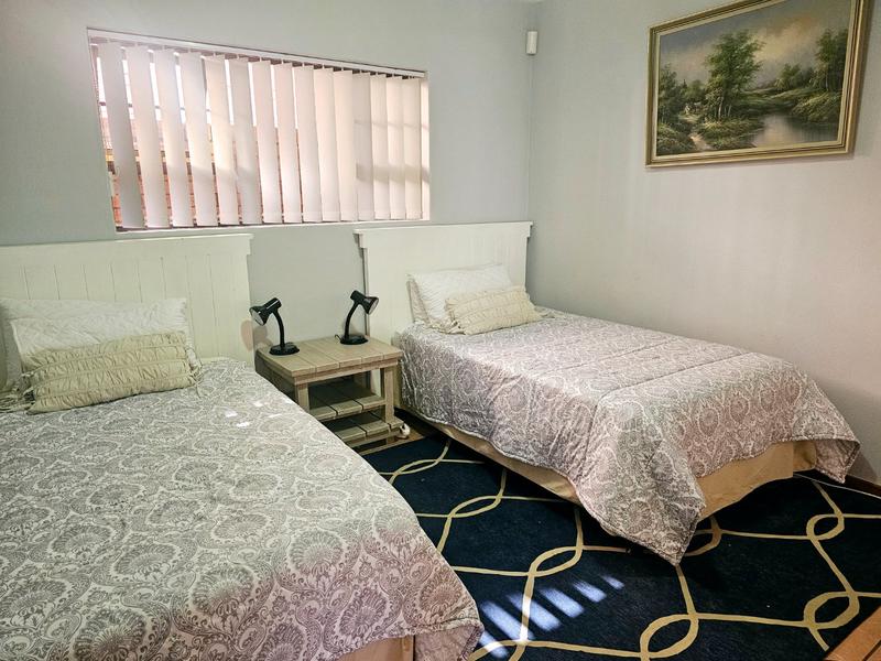3 Bedroom Property for Sale in Mossel Bay Central Western Cape